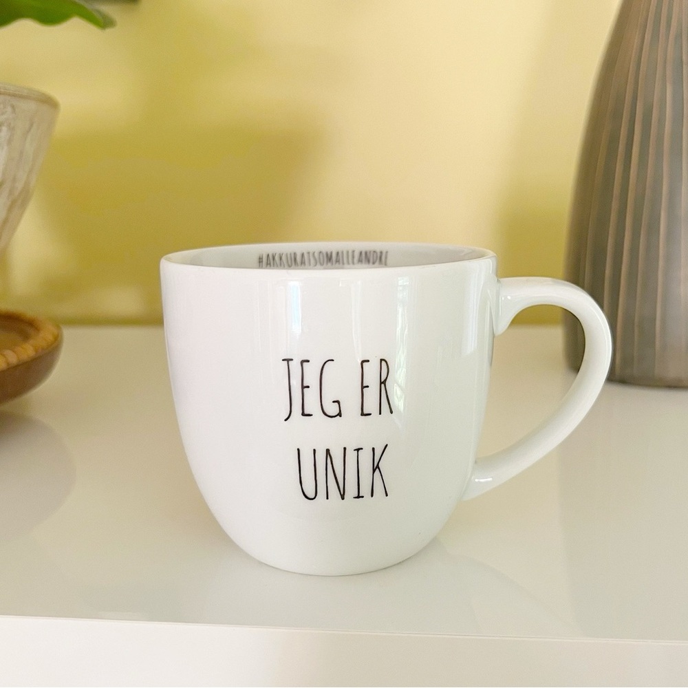 Porsgrund JEG ER UNIK (I Am Unique) Porcelain Mug Thumbprint Hashtag Series